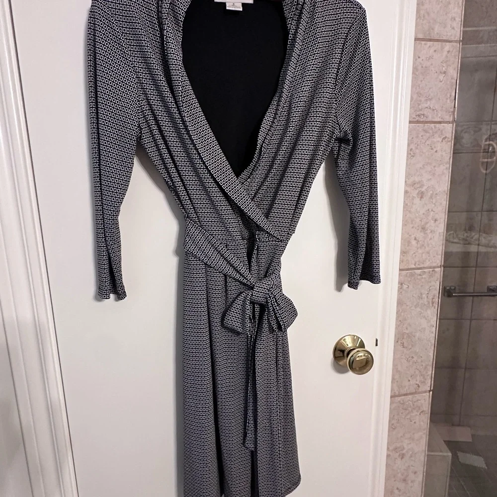 Liz Claiborne Elegant Black Dress - Picture 1 of 5
